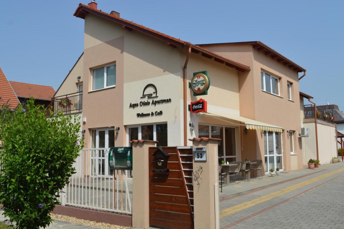Aqua Oazis Apartman Hajduszoboszlo Luaran gambar