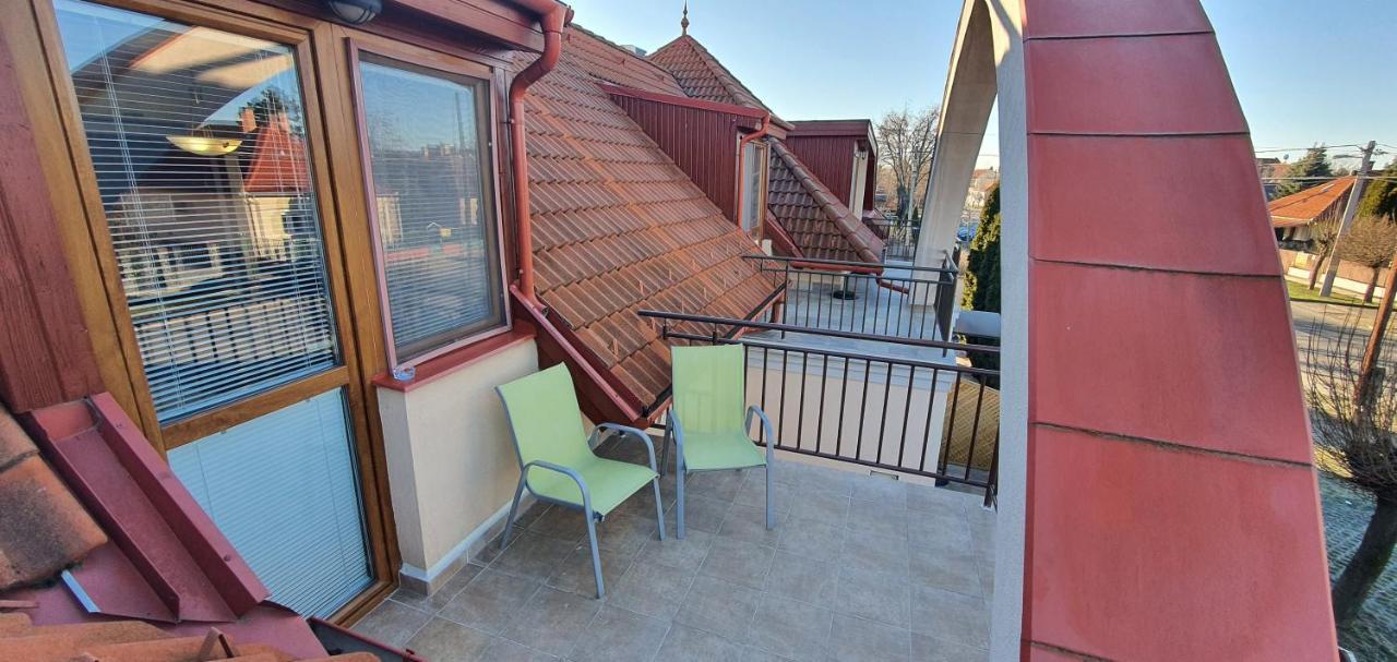 Aqua Oazis Apartman Hajduszoboszlo Luaran gambar