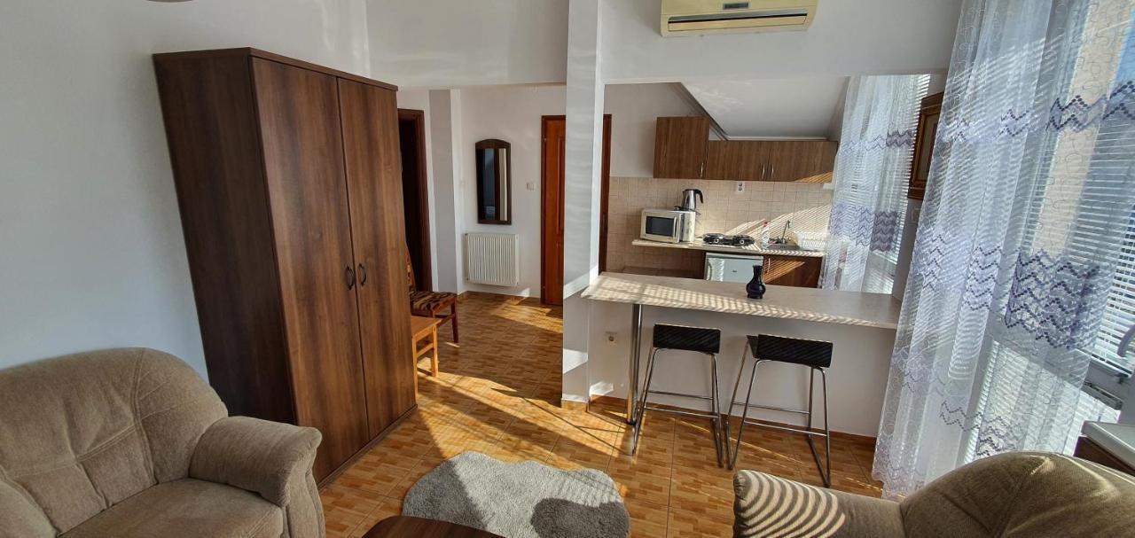 Aqua Oazis Apartman Hajduszoboszlo Luaran gambar